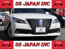 2014 Toyota Crown Hybrid