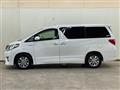 2013 Toyota Alphard