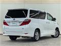 2013 Toyota Alphard