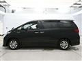 2013 Toyota Alphard Hybrid