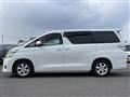 2014 Toyota Vellfire