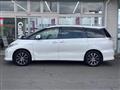 2013 Toyota Estima Hybrid