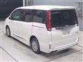2016 Toyota Noah
