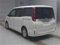 2015 Toyota Noah