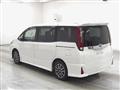 2016 Toyota Noah