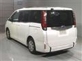 2015 Toyota Noah