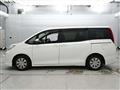 2015 Toyota Noah