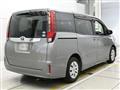 2015 Toyota Noah