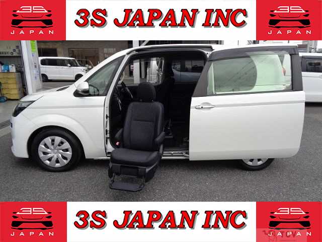 2017 Toyota SPADE