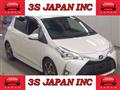 2017 Toyota Vitz