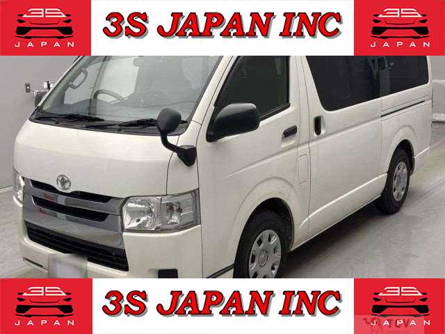 2015 Toyota Regiusace Van