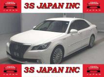 2015 Toyota Crown Majesta