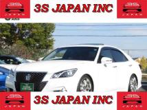 2015 Toyota Crown