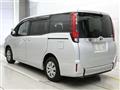 2016 Toyota Noah