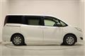 2017 Toyota Noah