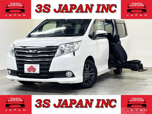 2015 Toyota Noah