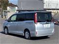 2016 Toyota Noah