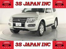 2016 Mitsubishi Pajero