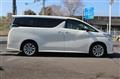 2015 Toyota Vellfire