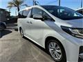 2015 Toyota Alphard