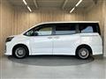 2017 Toyota Voxy