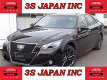 2015 Toyota Crown Hybrid