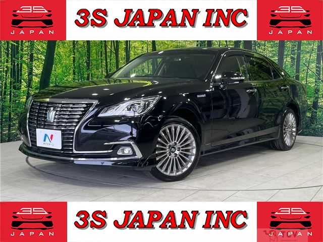 2016 Toyota Crown Hybrid