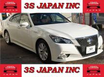 2015 Toyota Crown Hybrid