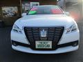 2015 Toyota Crown Royal Series