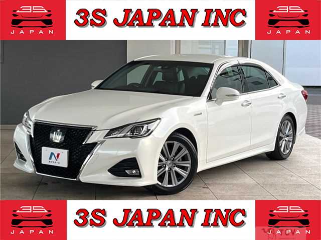 2017 Toyota Crown Hybrid