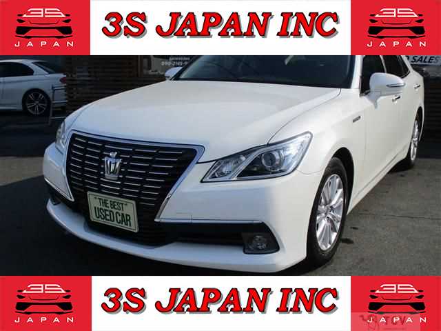 2015 Toyota Crown Royal Series