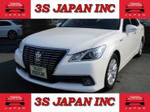 2015 Toyota Crown Royal Series