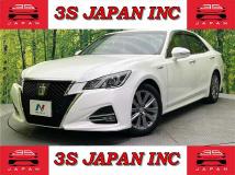 2016 Toyota Crown Hybrid