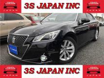 2015 Toyota Crown Hybrid