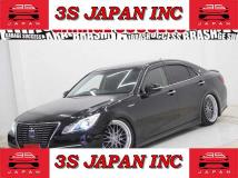 2015 Toyota Crown Royal Series