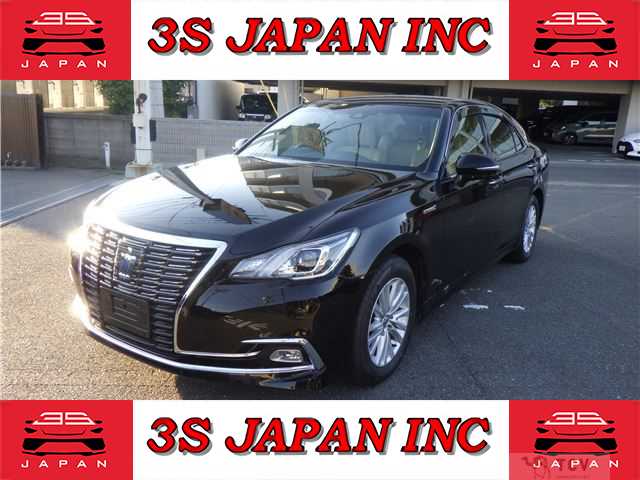 2017 Toyota Crown Hybrid