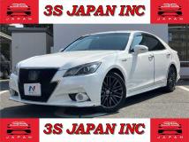 2015 Toyota Crown Hybrid