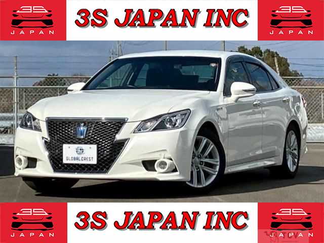 2015 Toyota Crown Hybrid