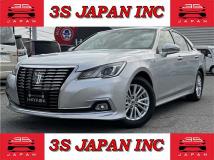 2017 Toyota Crown Hybrid