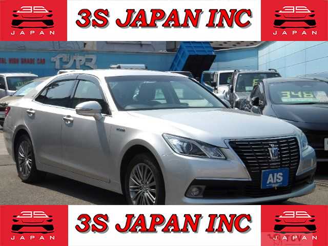 2015 Toyota Crown