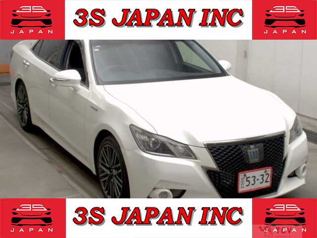 2015 Toyota Crown