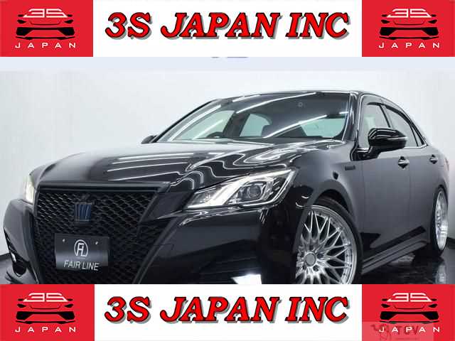 2016 Toyota Crown Hybrid
