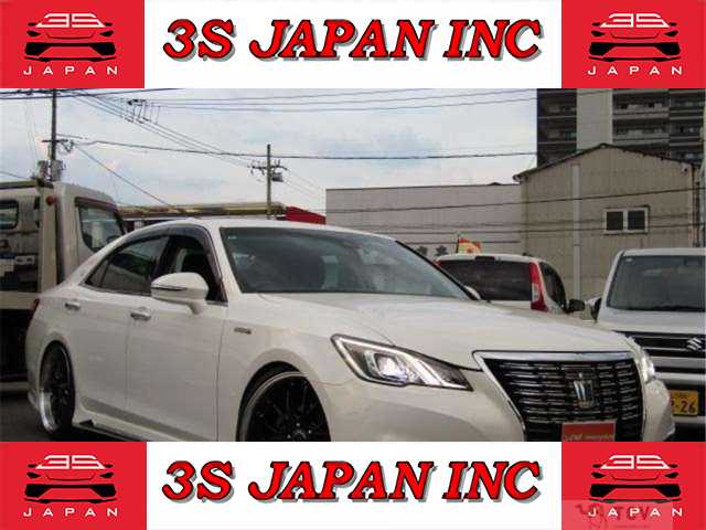 2017 Toyota Crown Hybrid