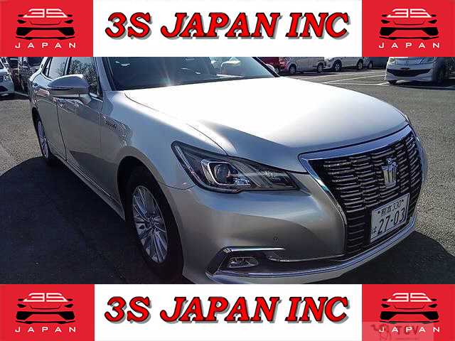 2015 Toyota Crown