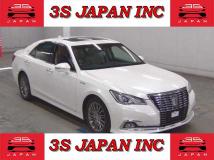 2015 Toyota Crown Hybrid