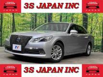 2015 Toyota Crown Hybrid