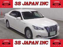 2018 Toyota Crown Hybrid