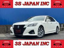 2016 Toyota Crown Hybrid