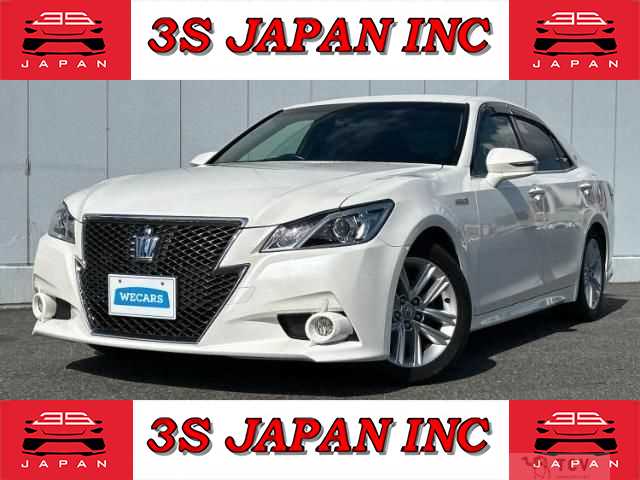 2015 Toyota Crown Hybrid