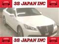 2015 Toyota Crown